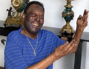 Terceiro Tempo - Milton Neves - Achados & Perdidos: Profético, Pelé acertou na 'mosca' sobre uma conquista do Corinthians - Notícias - Terceiro Tempo