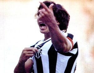 Terceiro Tempo - Milton Neves - Achados & Perdidos: Gol olímpico de Éder Aleixo na vitória do Galo sobre o Flu em 1980 - Notícias - Terceiro Tempo