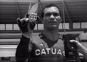 Terceiro Tempo - Milton Neves - Achados & Perdidos: O saudoso Manga em um momento de garoto-propaganda para o fortificante Catuase - Notícias - Terceiro Tempo