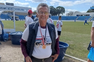 Terceiro Tempo - Milton Neves - Parabéns, Peixinho! Autor do primeiro gol no Morumbi completa 86 anos - Notícias - Terceiro Tempo
