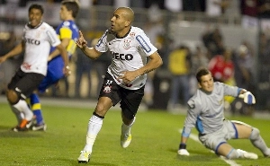Terceiro Tempo - Milton Neves - Parabéns, Emerson Sheik, 48 anos! Veja a noite impecável do aniversariante na conquista corintiana da Libertadores - Notícias - Terceiro Tempo