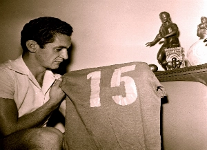 Terceiro Tempo - Milton Neves - Saudade: Orlando Peçanha, ídolo do Vasco, Santos e Boca, completaria 91 anos - Notícias - Terceiro Tempo
