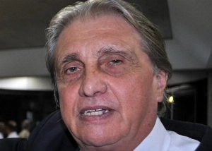 Terceiro Tempo - Milton Neves - Saudade: Há um ano morria  Écio Pasca, ex-meia e técnico de Dener na Portuguesa - Notícias - Terceiro Tempo