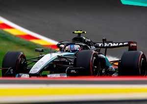 Terceiro Tempo - Milton Neves - F1: Coadjuvante no TL1, Antonelli 'acorda' e faz o melhor tempo da sexta-feira na Bélgica - Notícias - Terceiro Tempo