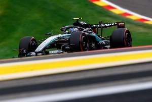 Terceiro Tempo - Milton Neves - F1: Antonelli duela com Leclerc para vencer o GP da Bélgica - Notícias - Terceiro Tempo