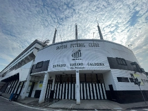 Terceiro Tempo - Milton Neves - Vila Belmiro, 110 anos! Fotos históricas do estádio do Santos Futebol Clube - Notícias - Terceiro Tempo