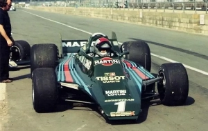 Terceiro Tempo - Milton Neves - Olhos no retrovisor: Lotus fez aposta ousada após o título em 78 e se deu mal com carro revolucionário - Notícias - Terceiro Tempo
