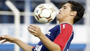 Terceiro Tempo - Milton Neves - Saudade: Serginho, ex-zagueiro do São Caetano, morria há 22 anos - Notícias - Terceiro Tempo