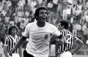 Terceiro Tempo - Milton Neves - Morre Geraldão, ídolo do Corinthians, que formou grande dupla com Sócrates - Notícias - Terceiro Tempo