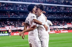Terceiro Tempo - Milton Neves - Depois de empatar na Argentina, Corinthians encara o Estudiantes em casa por vaga na semi da Libertadores - Notícias - Terceiro Tempo