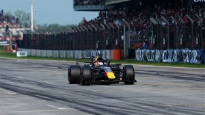 Terceiro Tempo - Milton Neves - F1: Verstappen confirma força e parte da pole na Malásia - Notícias - Terceiro Tempo
