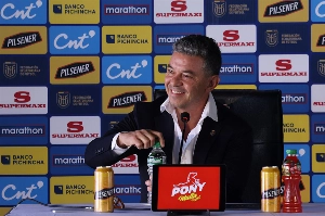 Notícias ogol.com.br - Com sete do futebol brasileiro, Equador convoca jogadores para amistosos na Ásia