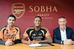Notícias ogol.com.br - Arsenal tira Konsa do Villa e potencializa setor defensivo