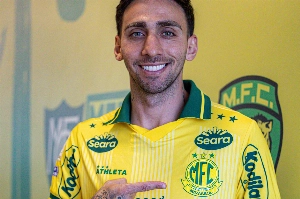 Notícias ogol.com.br - Mirassol acerta com Gustavo Silva, ex-Corinthians