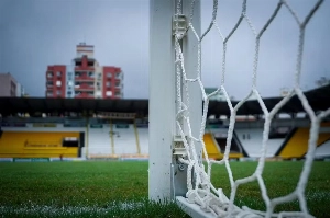 Notícias ogol.com.br - Partida entre Criciúma e Opérario pela Série B é adiada pelas fortes chuvas em Santa Catarina