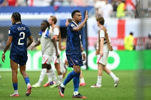 Notícias ogol.com.br - Mbappé dispara como maior artilheiro da história das Copas, com gosto amargo