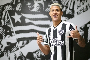 Notícias ogol.com.br - Botafogo encaminha venda de Matheus Martins para o futebol russo