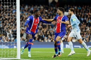 Notícias ogol.com.br - PSG atropela no primeiro tempo, se segura no segundo e vence City no Etihad