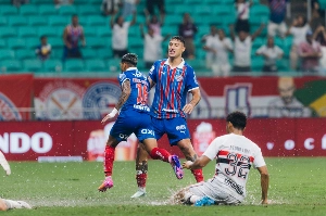 Notícias ogol.com.br - Bahia leva susto após abrir vantagem, mas vence o São Paulo na Fonte Nova