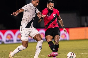 Notícias ogol.com.br - Atlético Goianiense tropeça na lanterna Ponte Preta e chega a terceiro jogo sem vencer