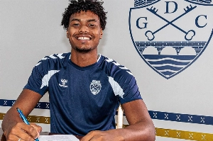 Notícias ogol.com.br - Vasco empresta jovem atacante para o futebol português