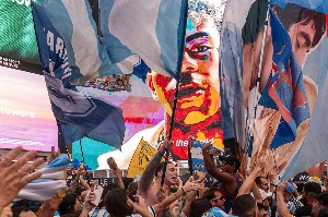 Notícias ogol.com.br - Os Deuses do Futebol preparam o palco para Messi e Yamal: é dia de final de Copa do Mundo!