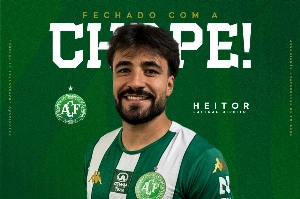 Notícias ogol.com.br - Ex-joia do Inter reforça a lateral da Chapecoense
