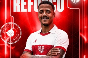 Notícias ogol.com.br - CRB busca reforço para o ataque na Série C