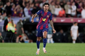 Notícias ogol.com.br - Agora é oficial: Cancelo está de volta ao Barcelona