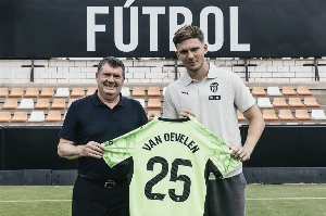 Notícias ogol.com.br - Valencia contrata goleiro com mais defesas no top7 da Europa