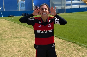 Notícias ogol.com.br - Com muita 'lei do ex', Fla vira para cima do Santos e encaminha vaga nas quartas
