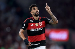 Notícias ogol.com.br - Flamengo projeta 2027 sem grandes contratações após reforços milionários e déficit