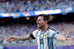 Notícias ogol.com.br - Messi publica mensagem de despedida da seleção argentina: 'Vou em paz'