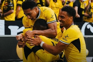 Notícias ogol.com.br - Dortmund abre Bundesliga com vitória sobre o Hamburgo