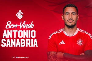Notícias ogol.com.br - Inter confirma a contratação de atacante da seleção paraguaia