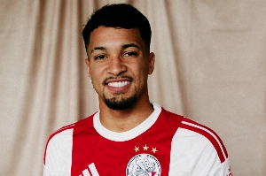Notícias ogol.com.br - Marcos Leonardo retorna ao futebol europeu e é anunciado no Ajax