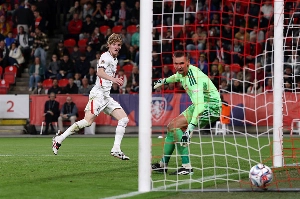 Notícias ogol.com.br - Expulsão cedo abre o caminho e Inglaterra vence a Tchéquia na Liga das Nações