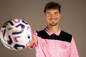 Notícias ogol.com.br - Após mais uma Copa pela Bélgica, Meunier desbrava Premier League