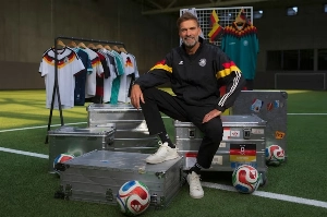 Notícias ogol.com.br - Agora é oficial: Jürgen Klopp é o novo técnico da seleção alemã