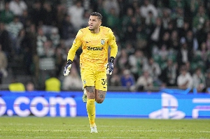 Notícias ogol.com.br - Com multa de R$ 451 milhões, jovem goleiro brasileiro ganha oportunidades na Liga dos Campeões