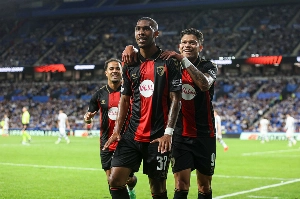 Notícias ogol.com.br - Terror de Old Trafford, Bournemouth engrena com dupla 'carioca' em destaque
