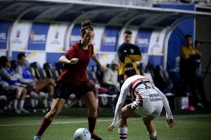 Notícias ogol.com.br - São Paulo bate o Bragantino e encosta no líder do Brasileirão Feminino
