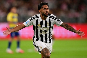 Notícias ogol.com.br - Nico González renova contrato com a Juventus