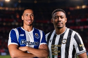 Notícias ogol.com.br - Oito transferências 'aleatórias' nesta Data Fifa