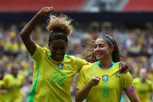 Notícias ogol.com.br - Com gol de bicicleta, Brasil vence amistoso contra a Argentina em Porto Alegre