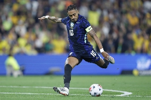 Notícias ogol.com.br - Raphinha tem edema na coxa e é cortado da seleção brasileira