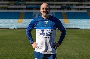 Notícias ogol.com.br - Allan Aal não é mais o treinador do Avaí