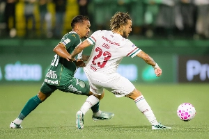 Notícias ogol.com.br - Fluminense tropeça na Arena Condá, perde para a Chapecoense e patina na briga pelo G4