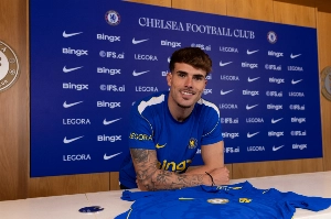 Notícias ogol.com.br - Chelsea sela a contratação de substituto de Cucurella