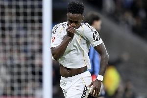 Notícias ogol.com.br - Renovação emperrada de Vinícius Júnior volta a ser tema na Espanha